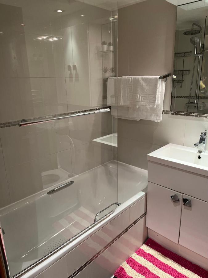 Stunning 1 Bedroom In Stunning Location - Mayfair Area Лондон Екстер'єр фото